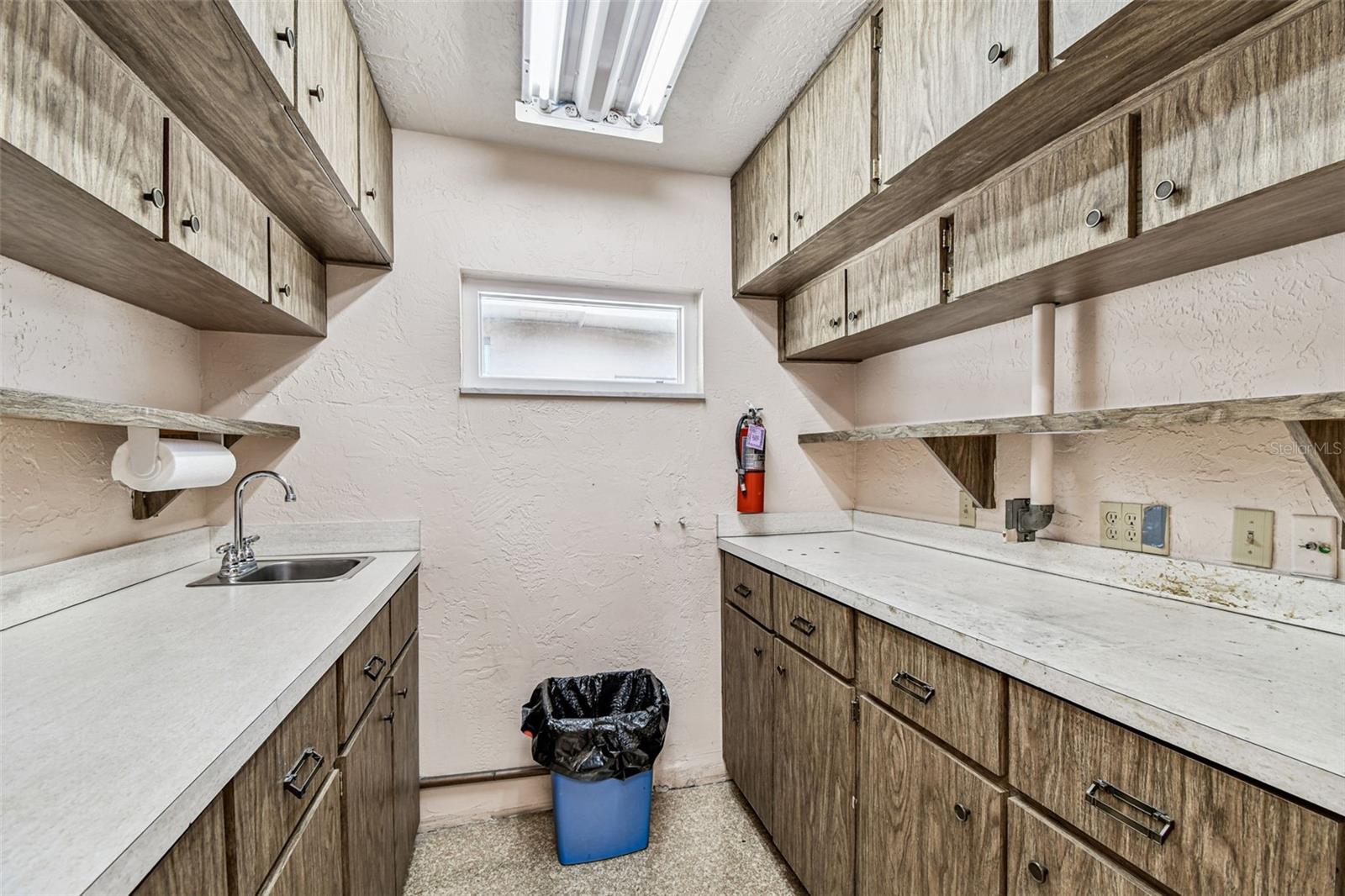 HIBISCUS GARDENS - Commercial Sale