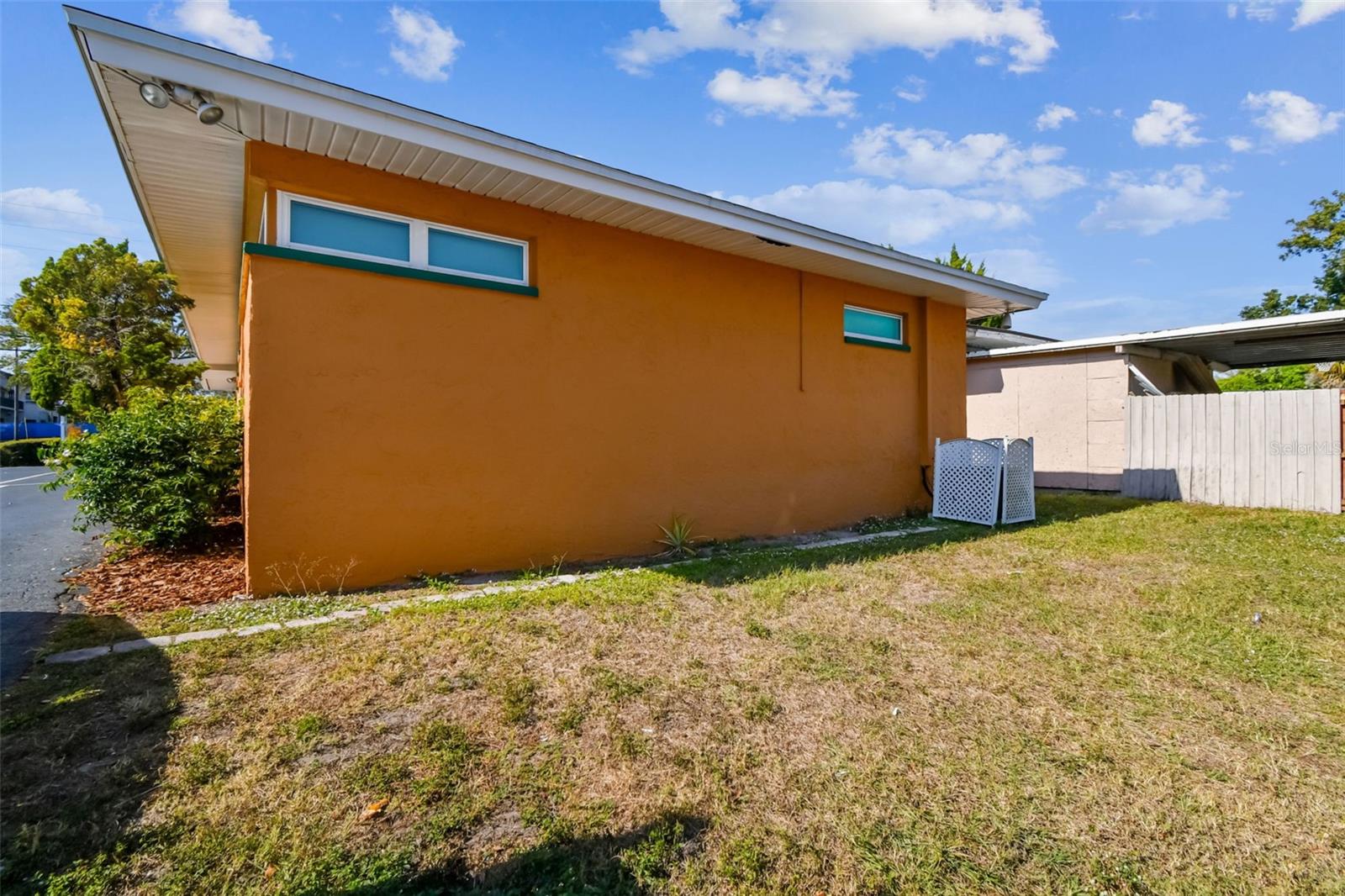 HIBISCUS GARDENS - Commercial Sale