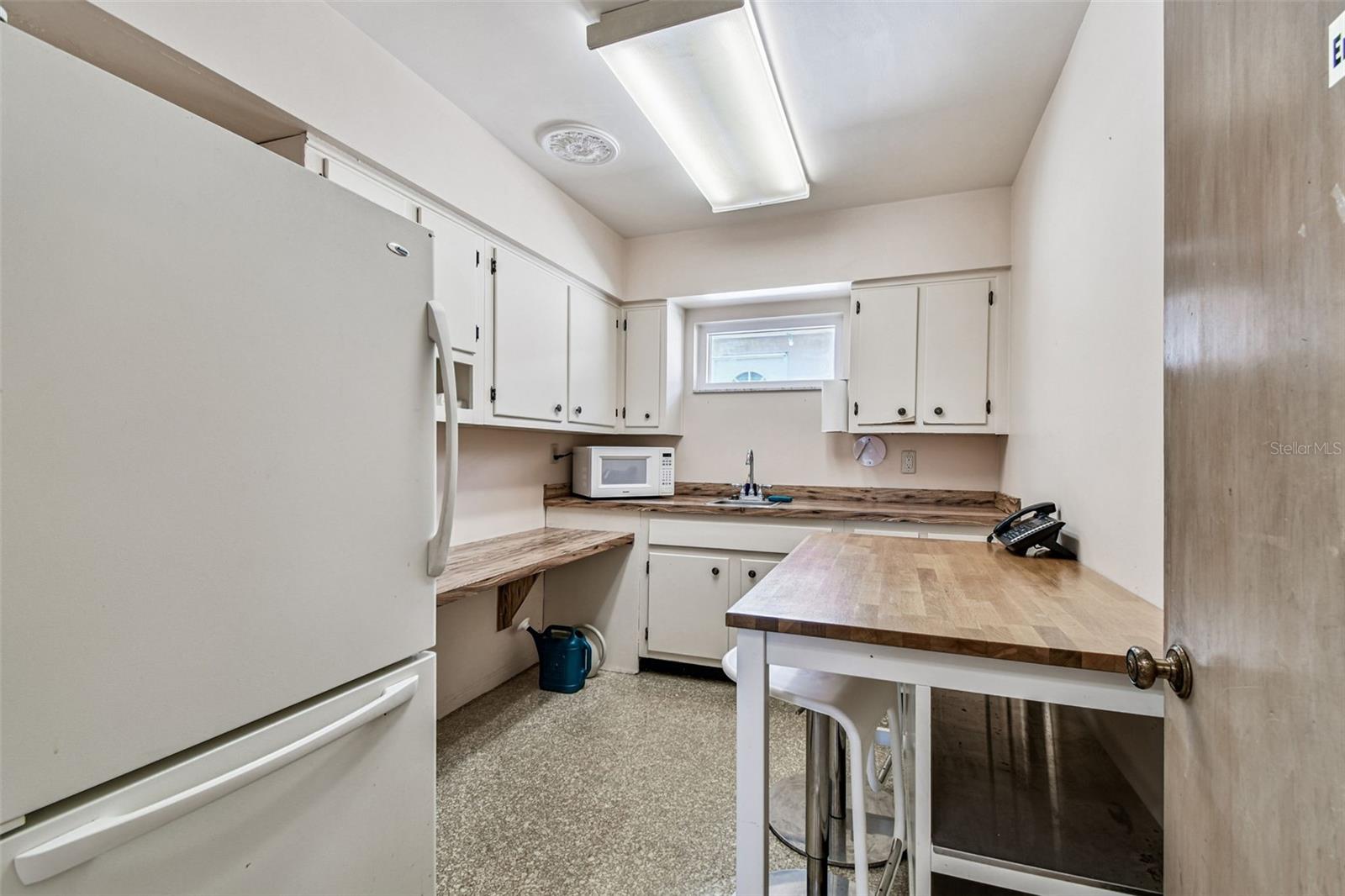 HIBISCUS GARDENS - Commercial Sale