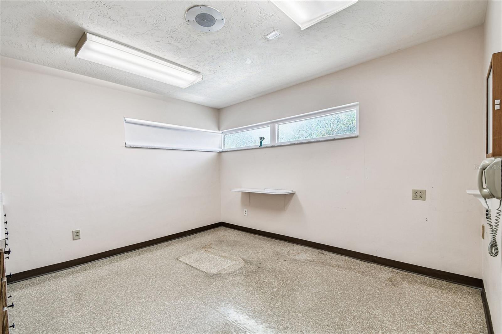 HIBISCUS GARDENS - Commercial Sale