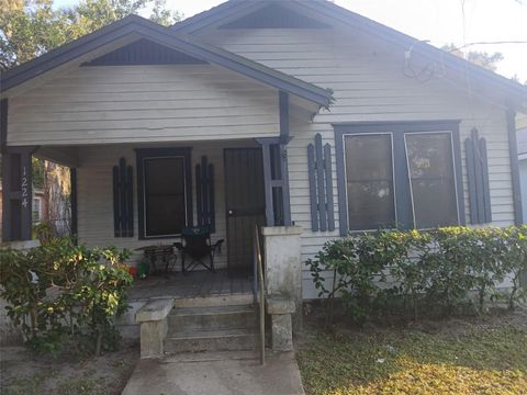 1224 KENNARD STREET JACKSONVILLE FL 32208