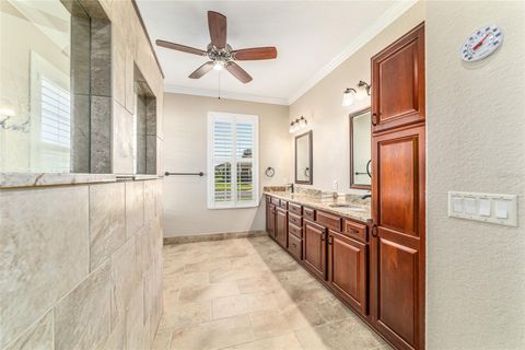Tiny photo for 9539 SW 71st Loop, Ocala, FL 34481 (MLS # OM710159)