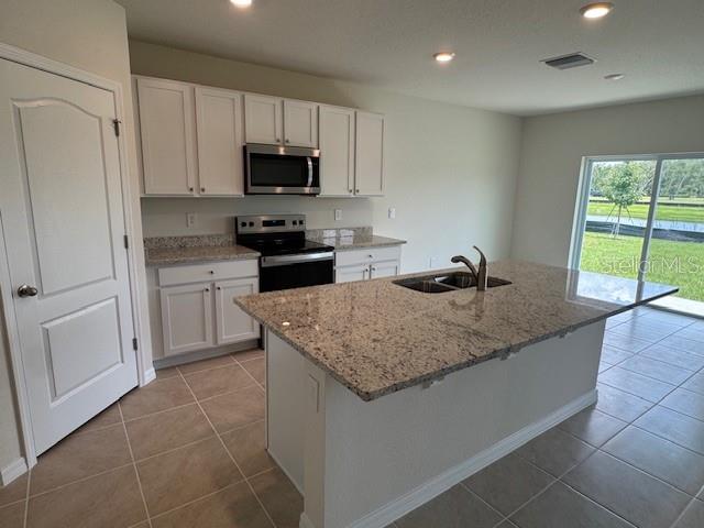 2212 LAKE PRESERVE CIRCLE