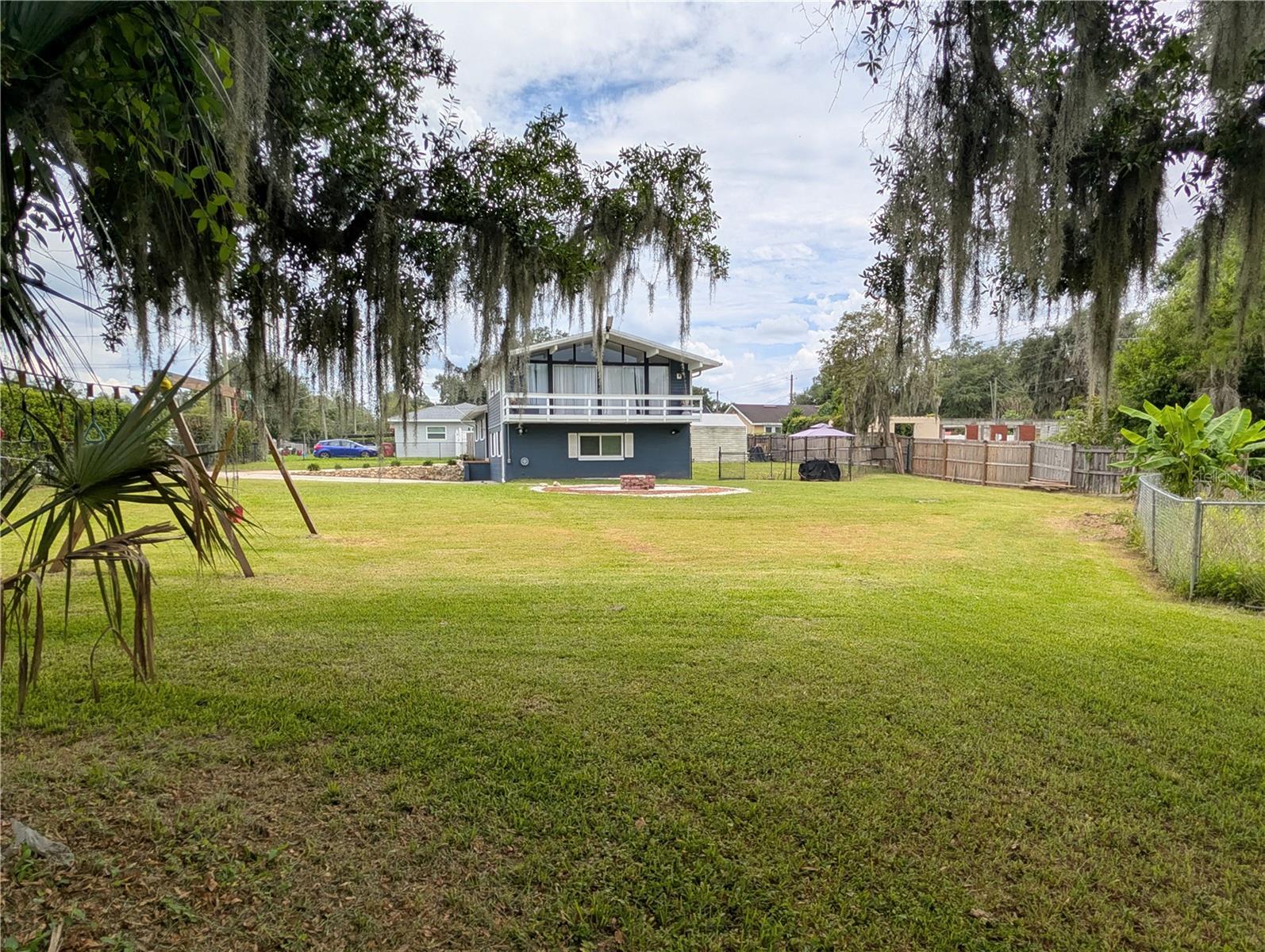 1011 N PALM DRIVE
