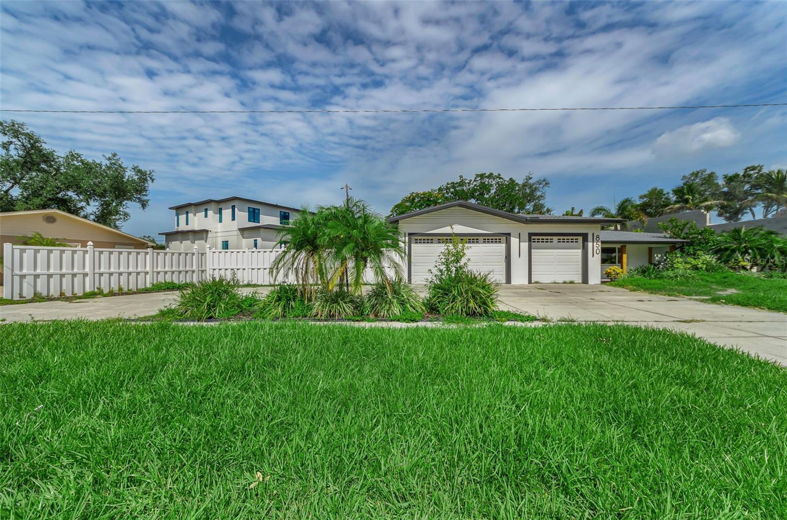 850 RAFAEL BOULEVARD NE