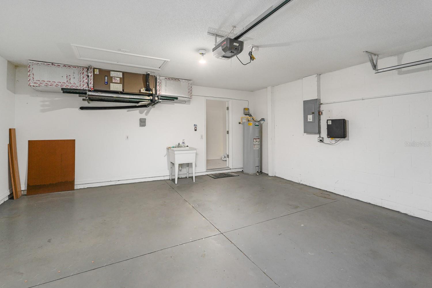 FAIRWAY VILLAGE PH 3 - Residential