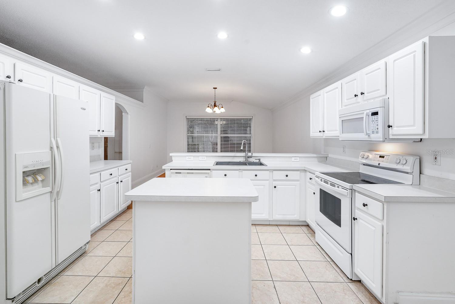 FAIRWAY VILLAGE PH 3 - Residential