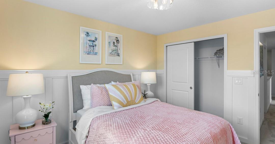 OAKFIELD TRAILS - Residential