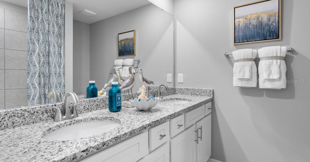 OAKFIELD TRAILS - Residential