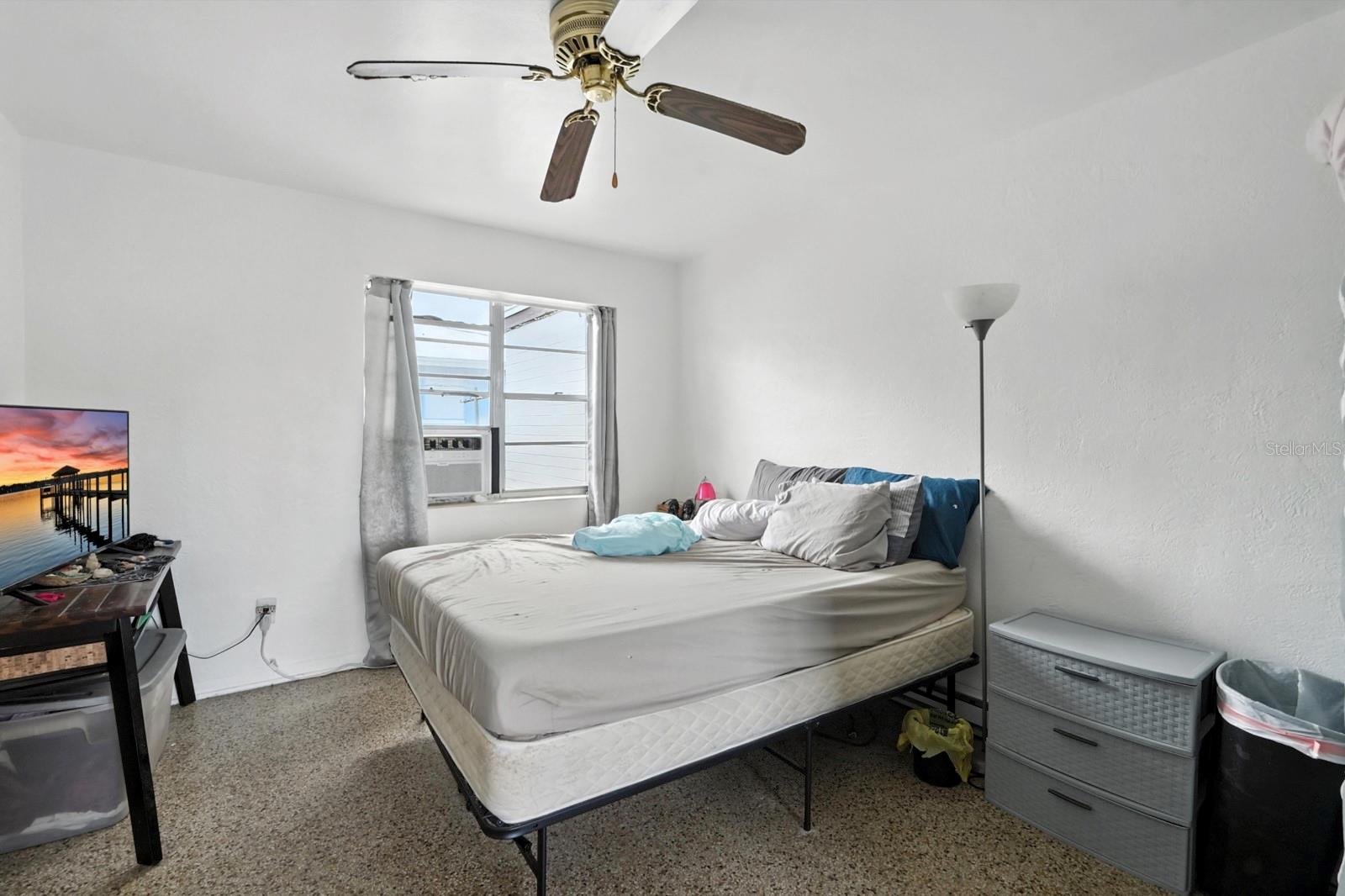 LOUDEL - Residential Income