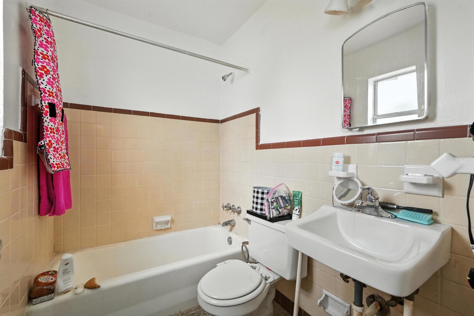 LOUDEL - Residential Income