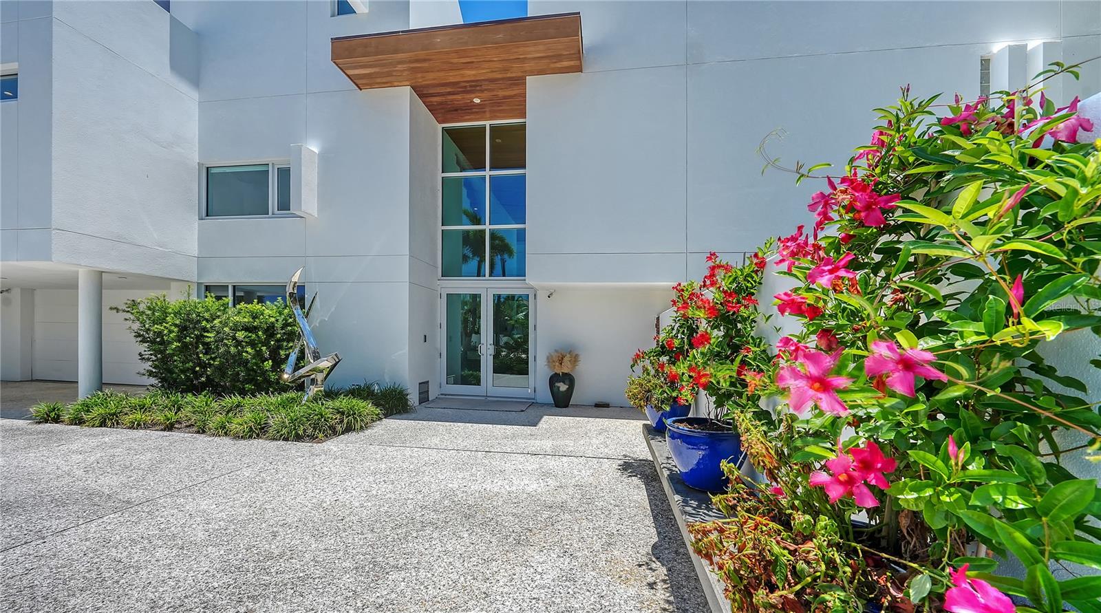 246 MORNINGSIDE DRIVE