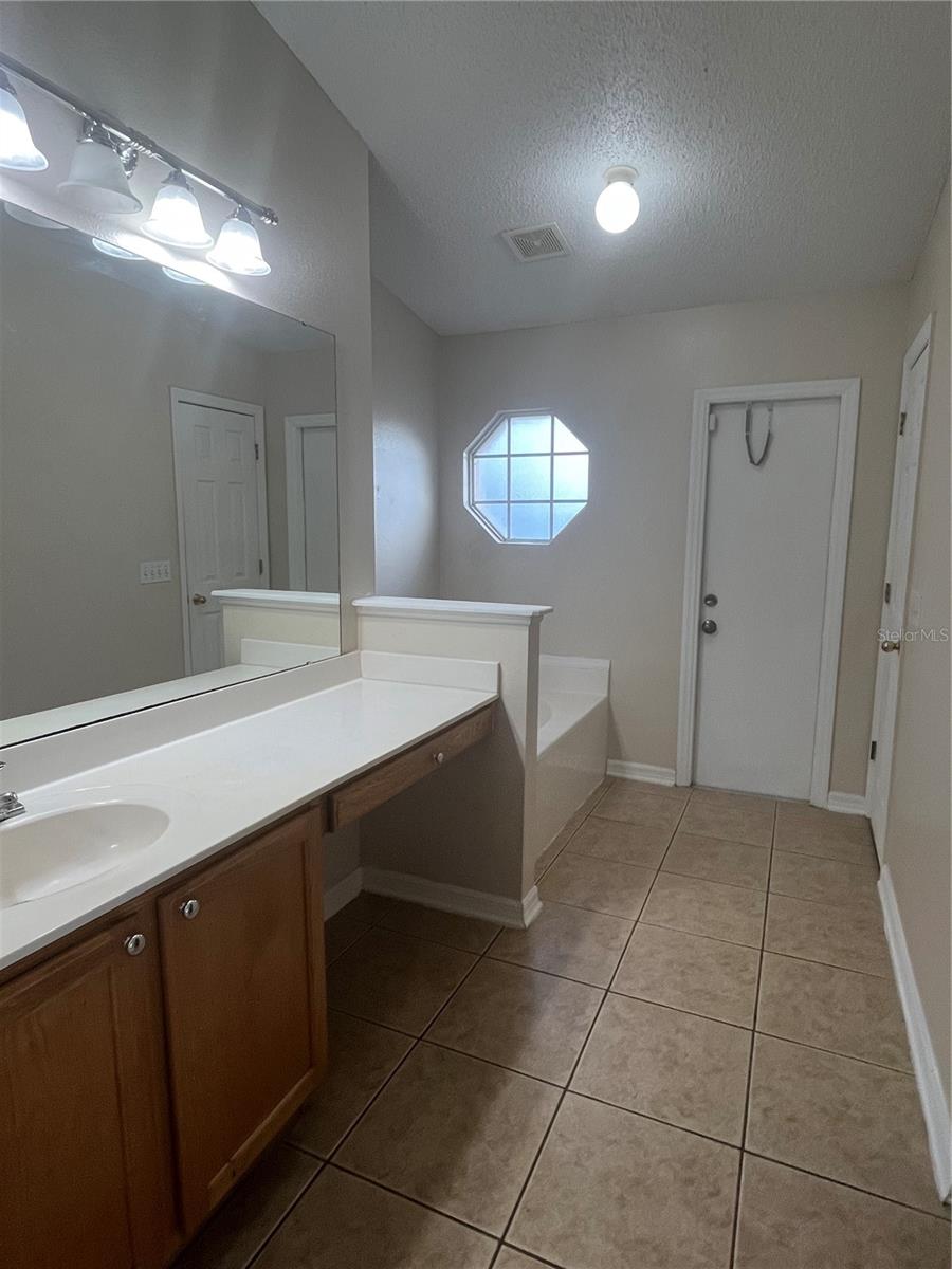 MARISOL PH 5 - Residential Lease