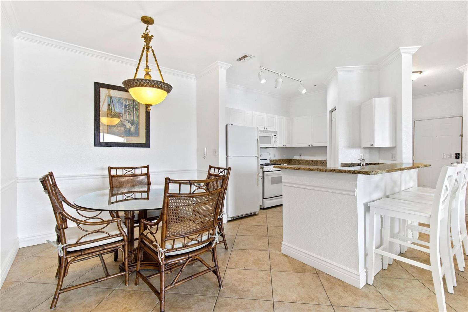 GRAND VENEZIA AT BAYWATCH CONDO - Residential Lease