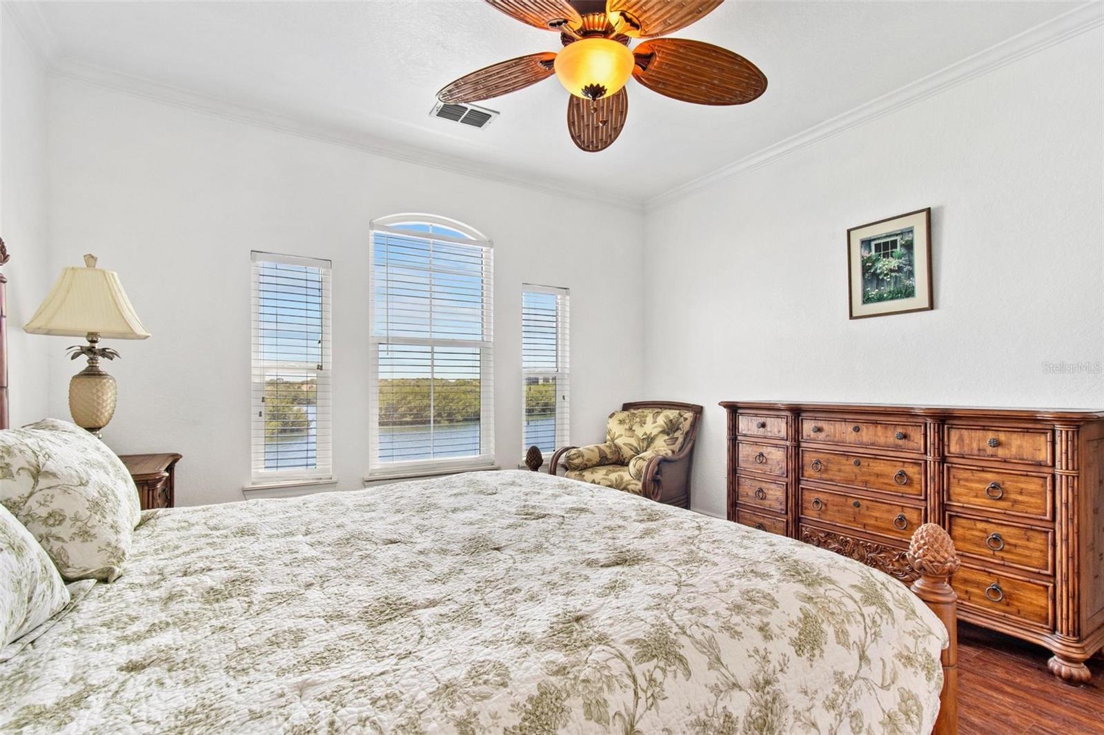 GRAND VENEZIA AT BAYWATCH CONDO - Residential Lease