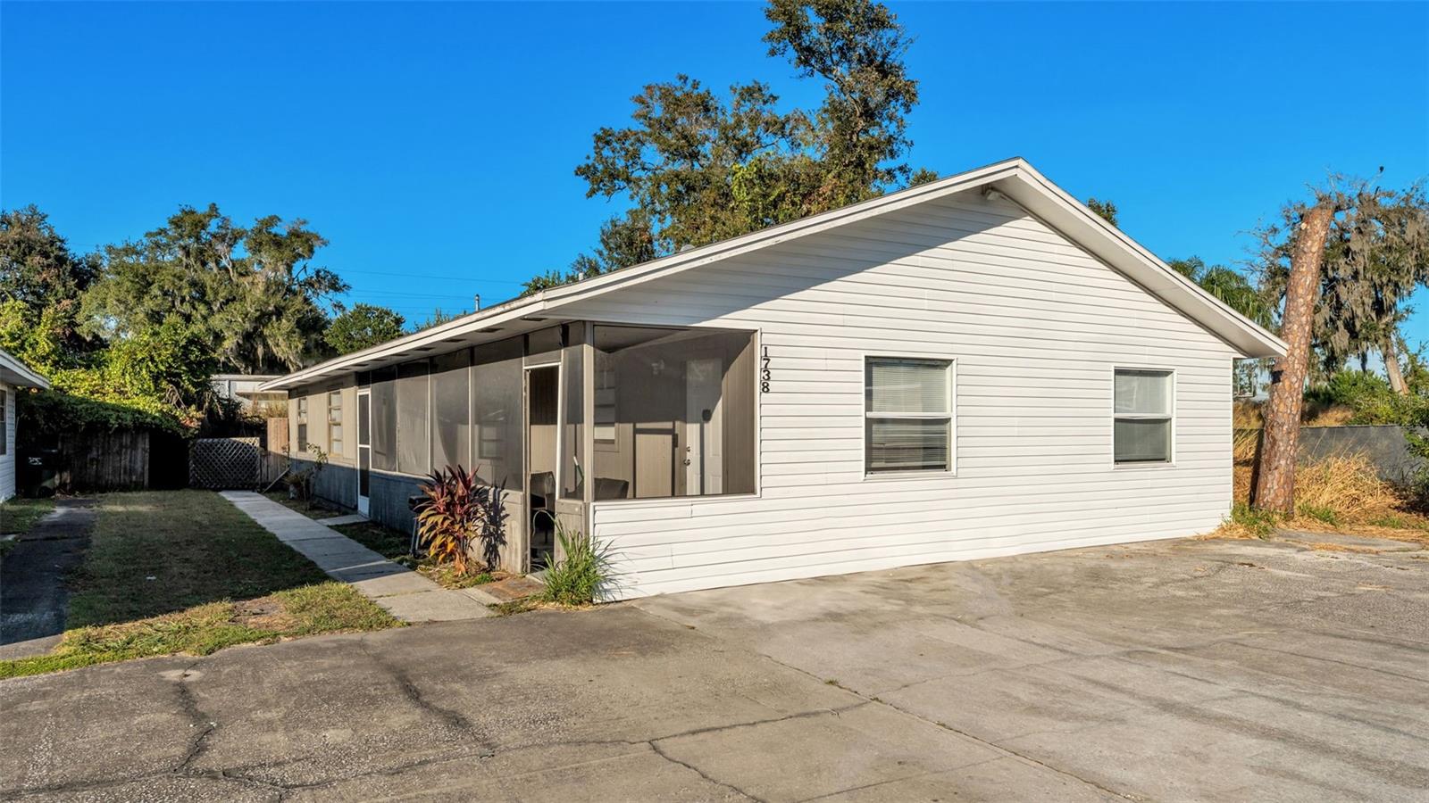 SHORE ACRES - Residential Income