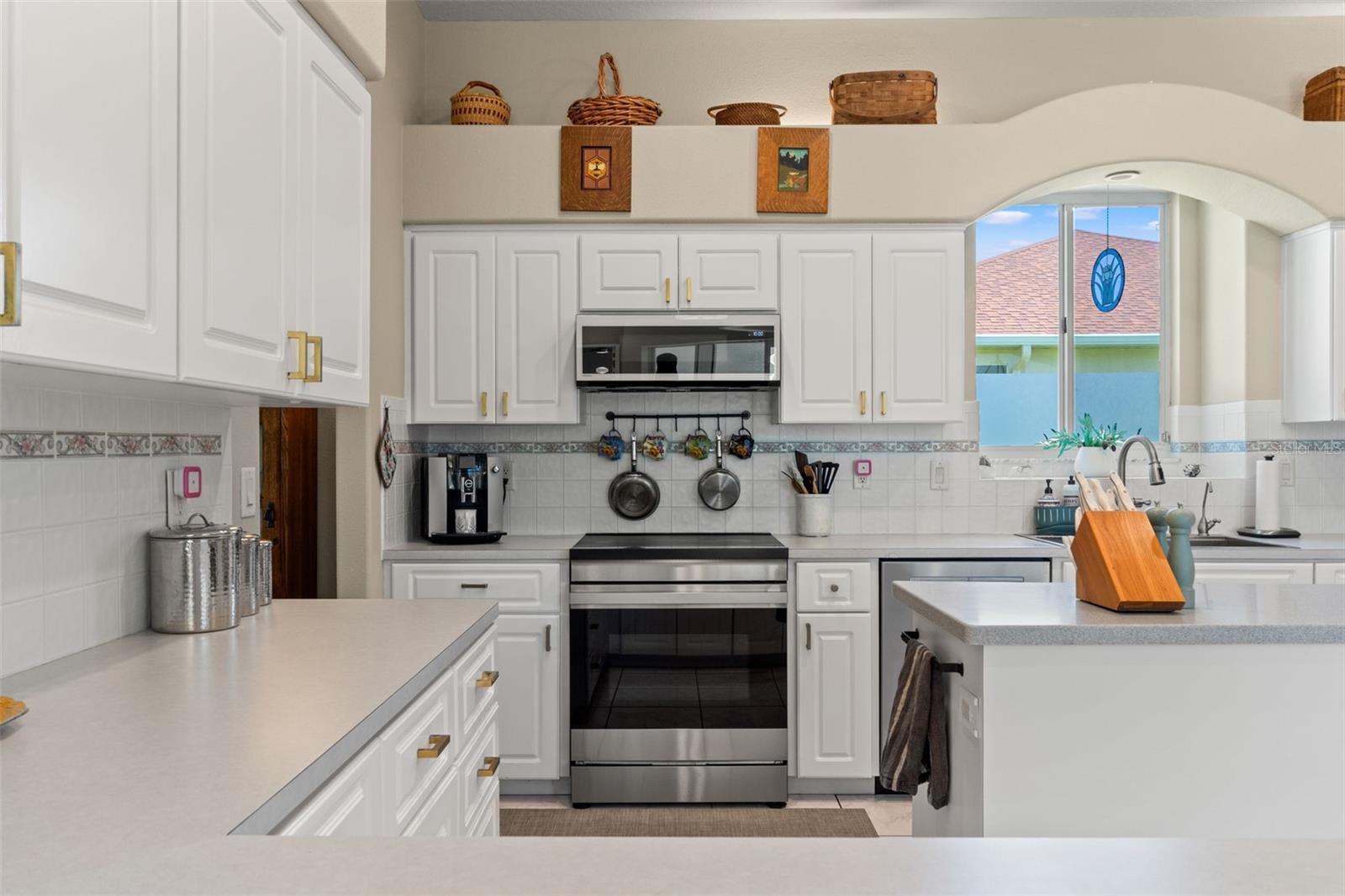 PRISTINE PLACE PH 1 - Residential