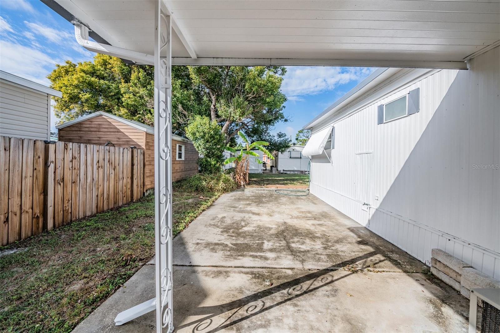 BUENA VISTA MANOR - Residential