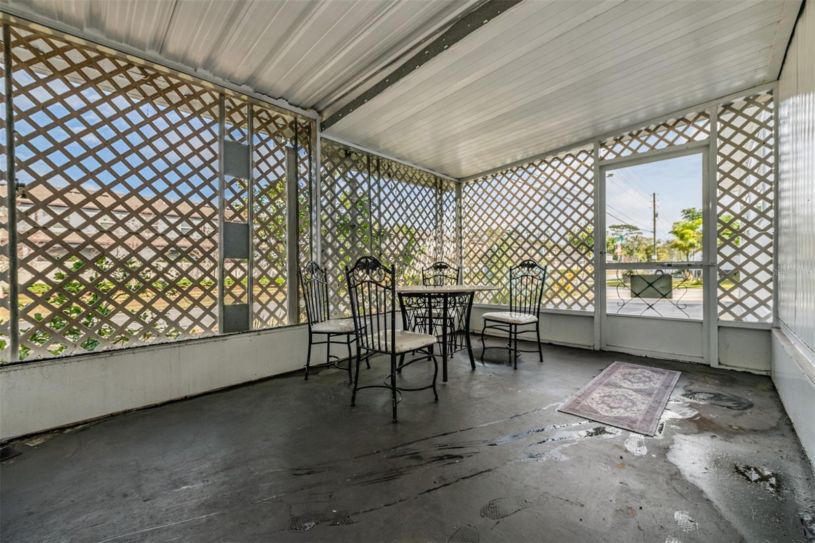 BUENA VISTA MANOR - Residential