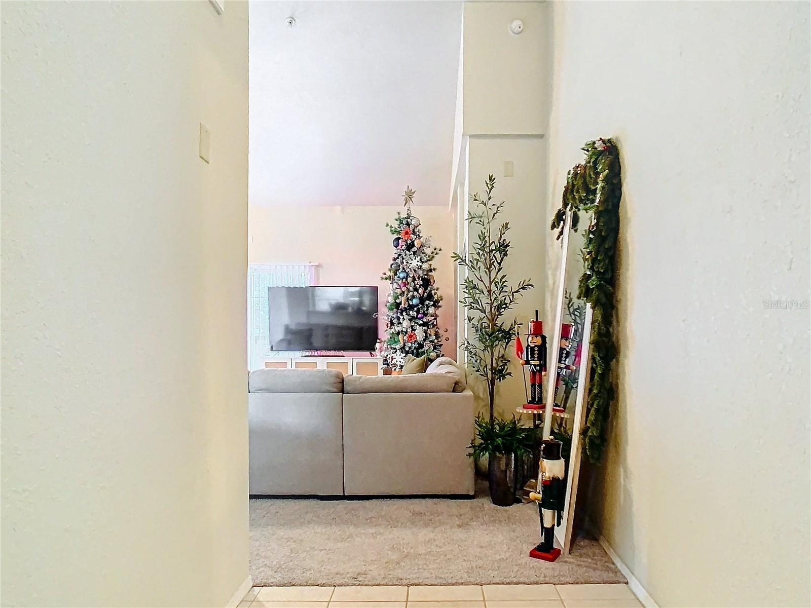 NOTTING HILL A CONDO - Residential Lease
