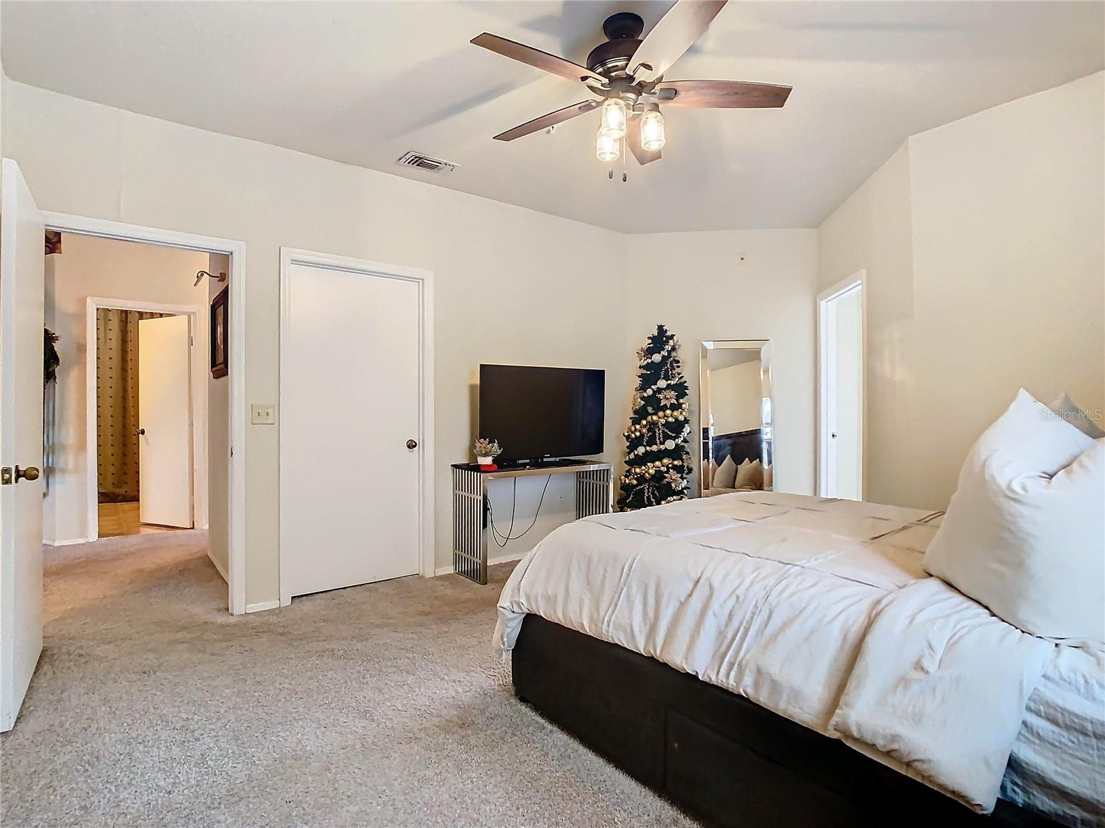 NOTTING HILL A CONDO - Residential Lease