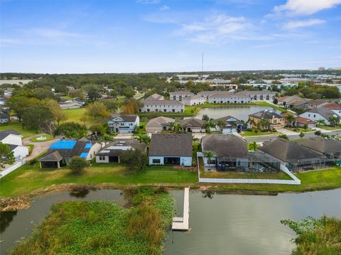 A home in LAKELAND