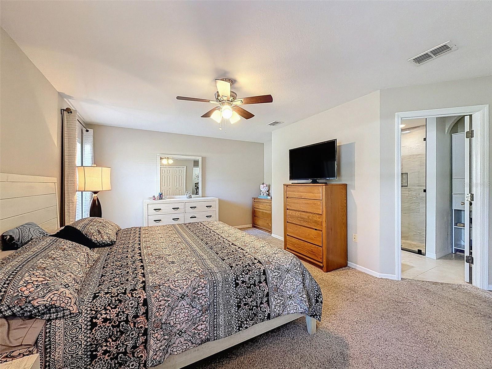 ROYAL HIGHLANDS - Residential