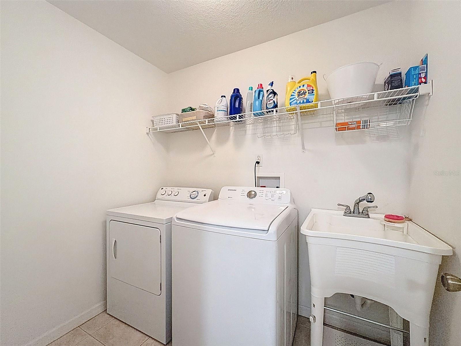 ROYAL HIGHLANDS - Residential