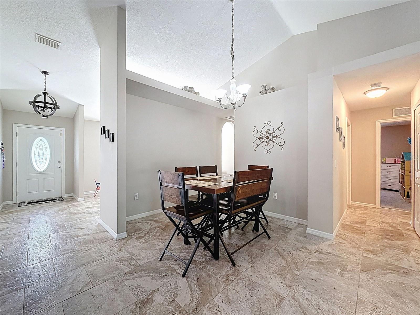 ROYAL HIGHLANDS - Residential