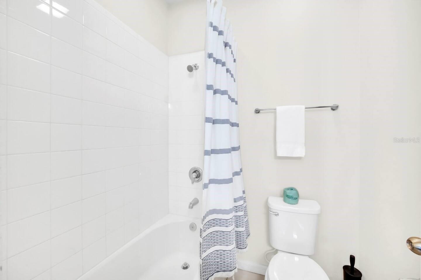 SOLARA RESORT - Residential Lease