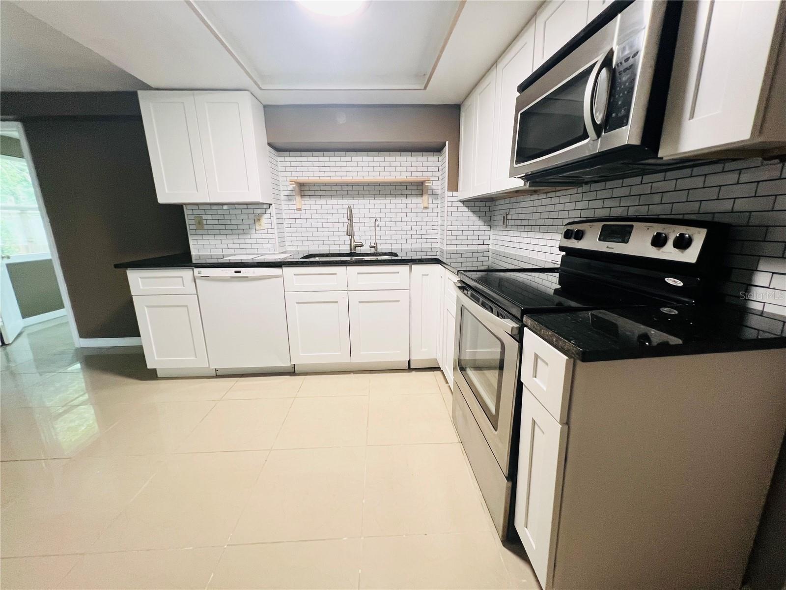 BEACON SQUARE - Residential
