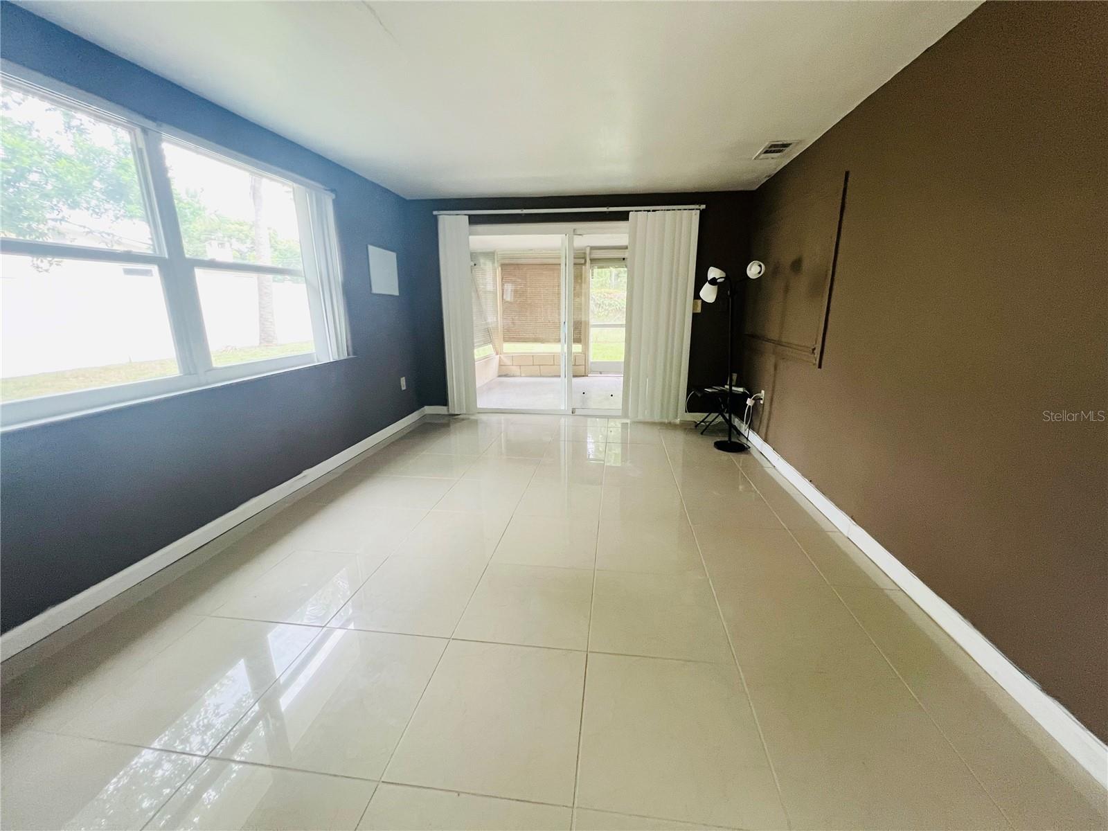 BEACON SQUARE - Residential