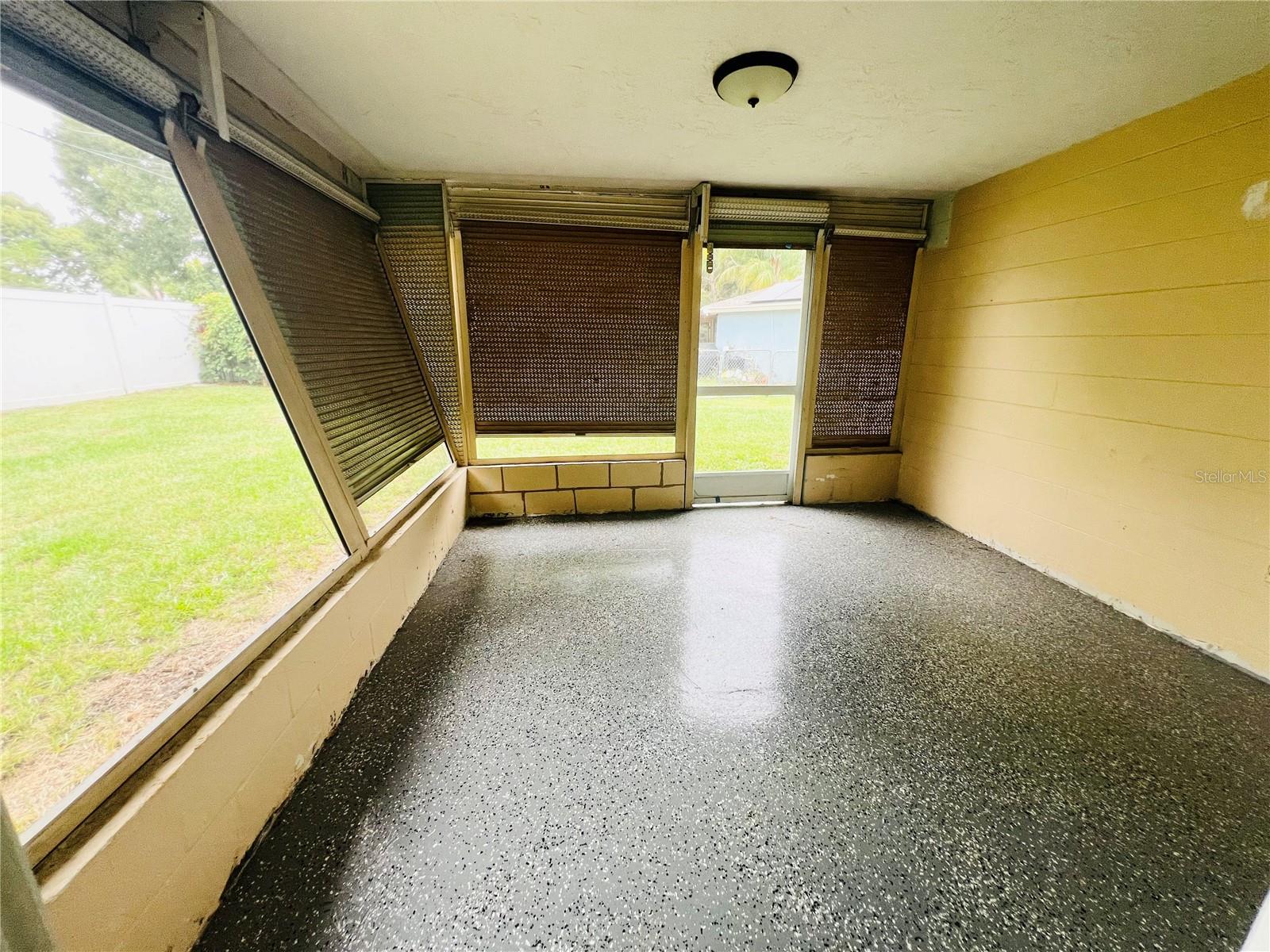 BEACON SQUARE - Residential