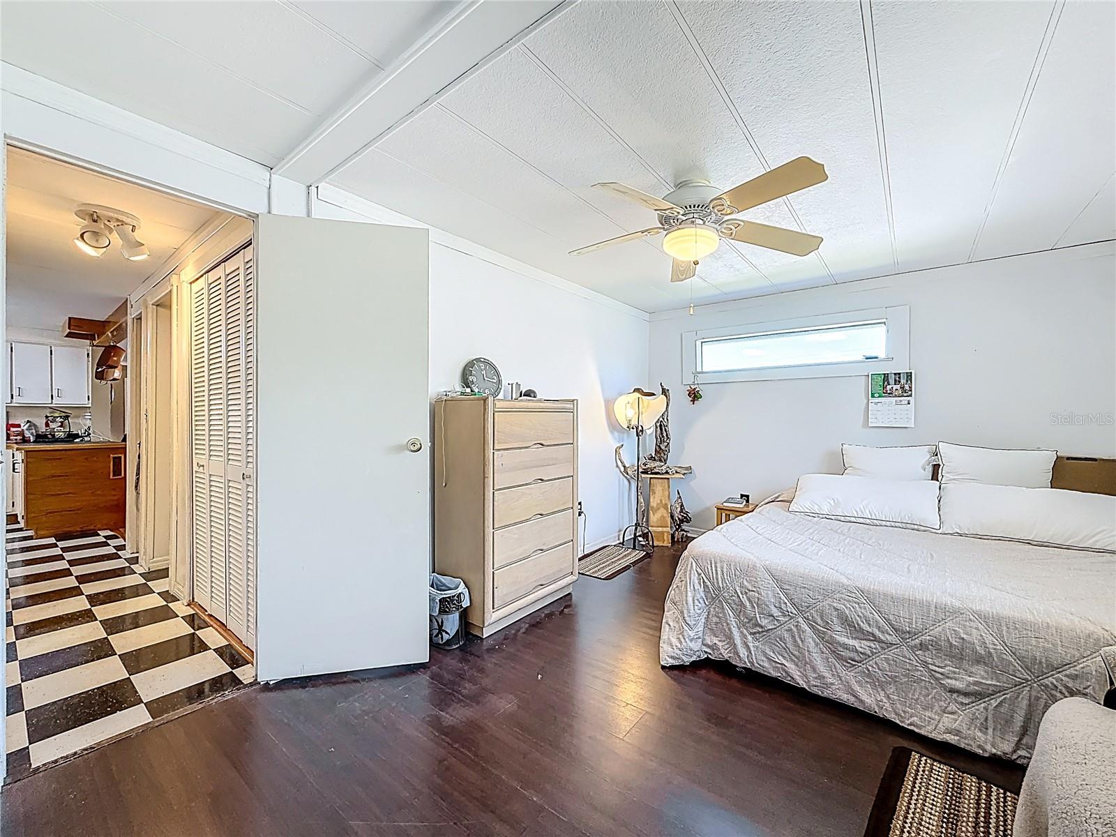 TARPON SHORES MOBILE HOME VILLAGE UNREC - Residential