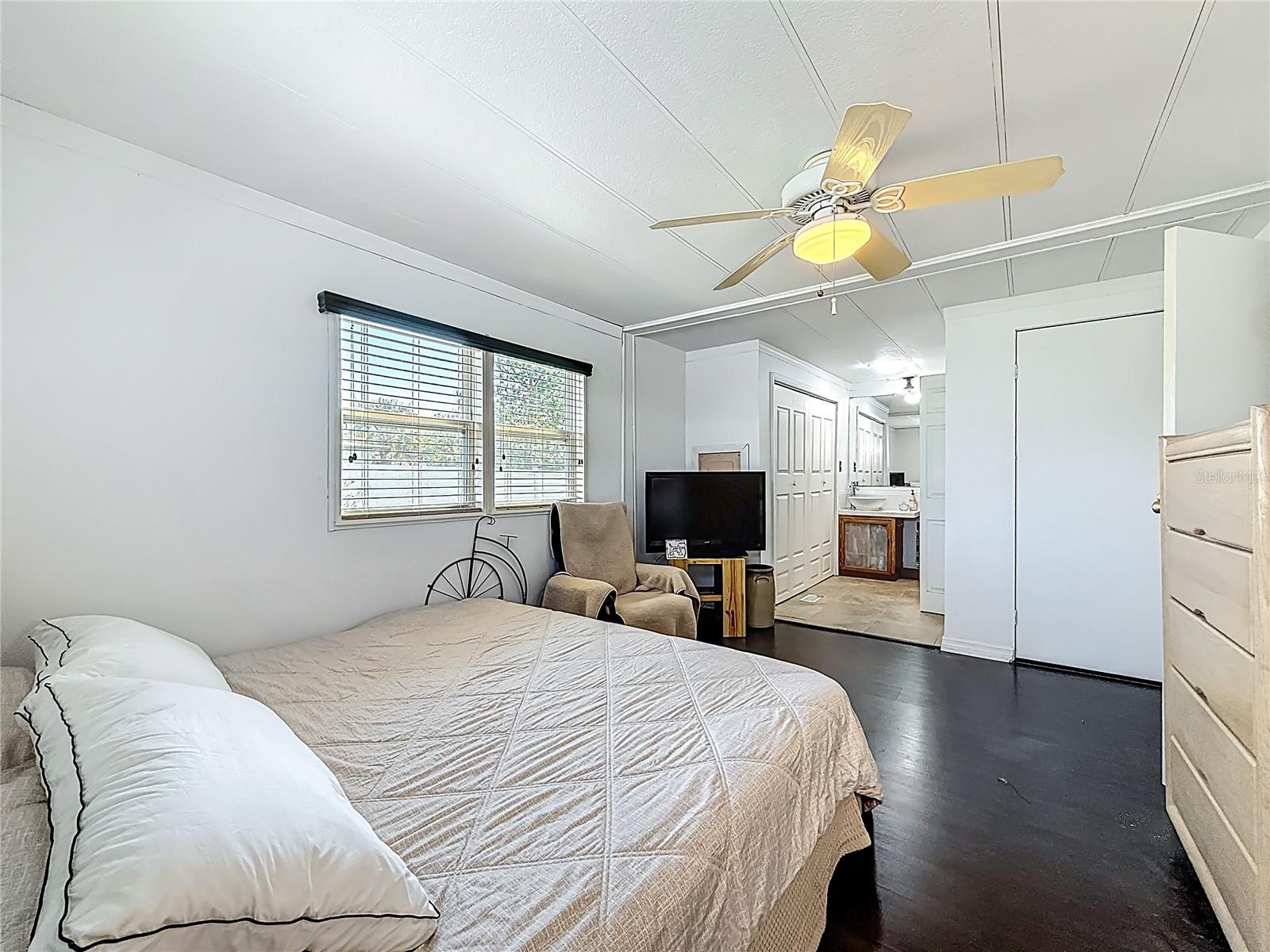 TARPON SHORES MOBILE HOME VILLAGE UNREC - Residential