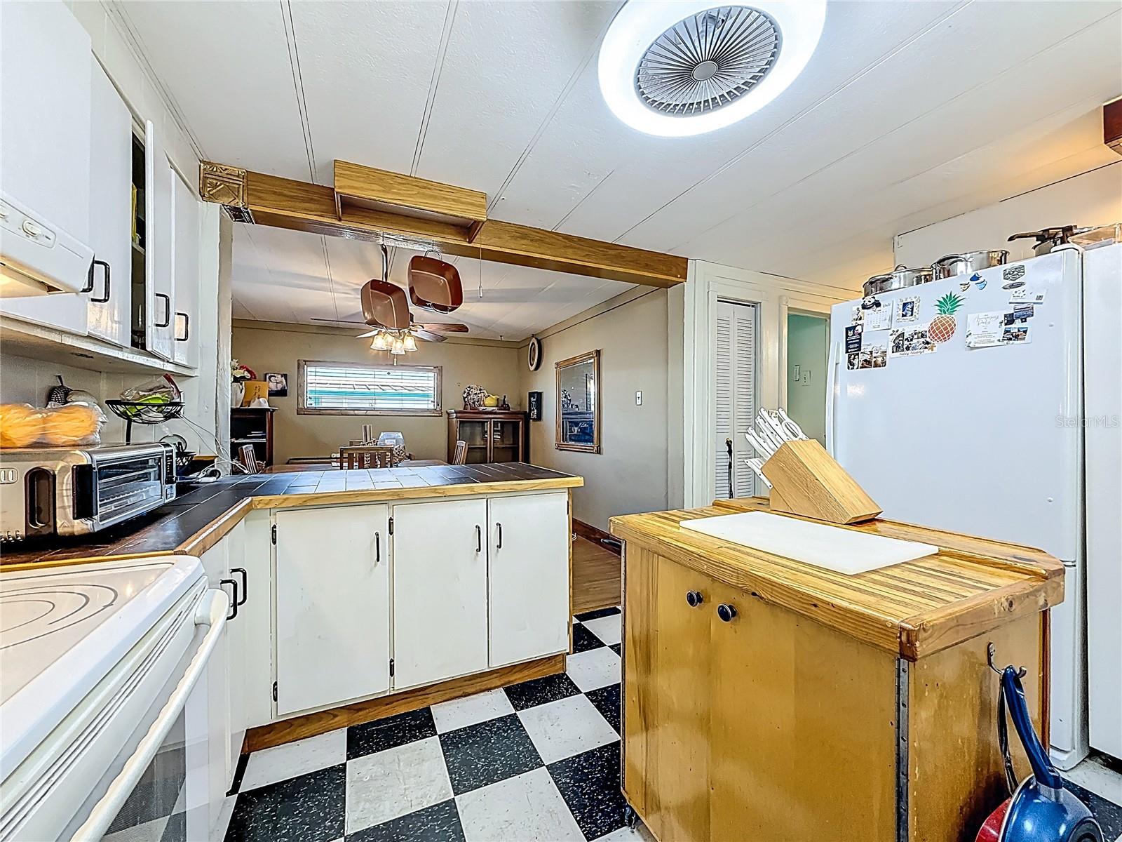 TARPON SHORES MOBILE HOME VILLAGE UNREC - Residential