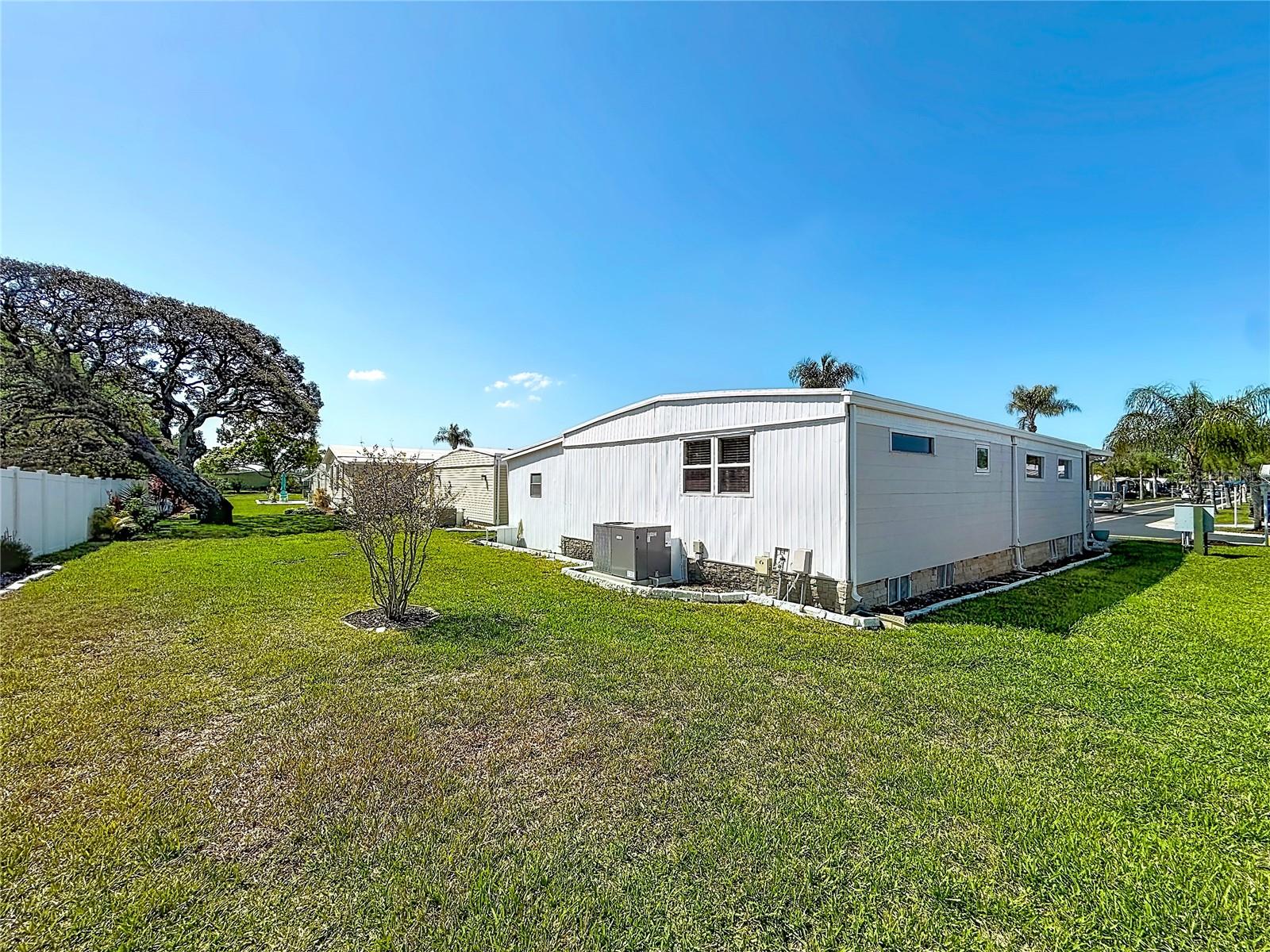 TARPON SHORES MOBILE HOME VILLAGE UNREC - Residential