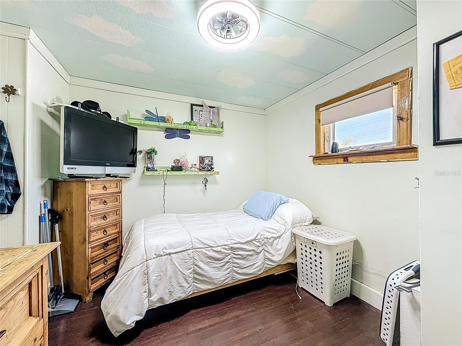 TARPON SHORES MOBILE HOME VILLAGE UNREC - Residential