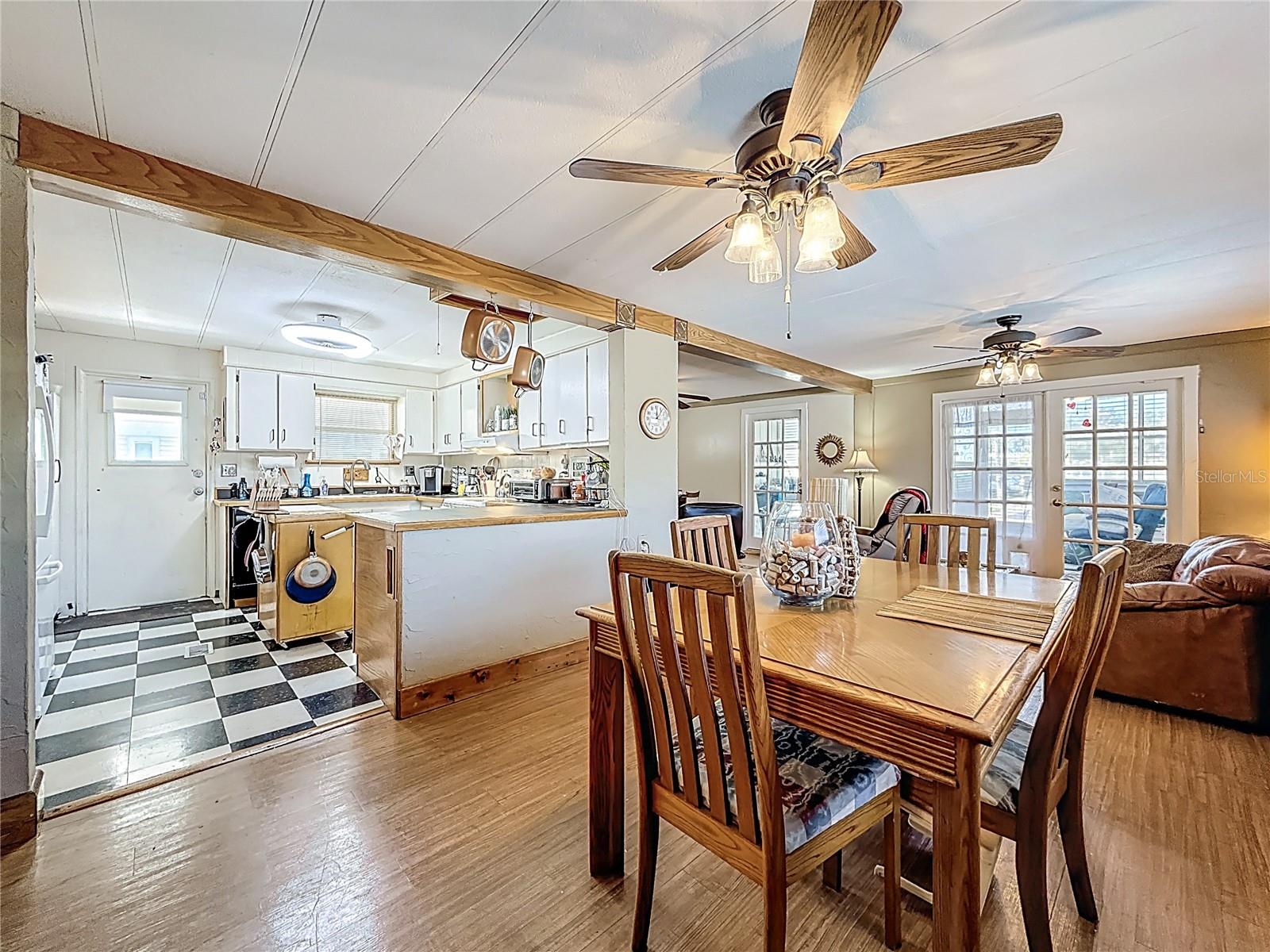 TARPON SHORES MOBILE HOME VILLAGE UNREC - Residential