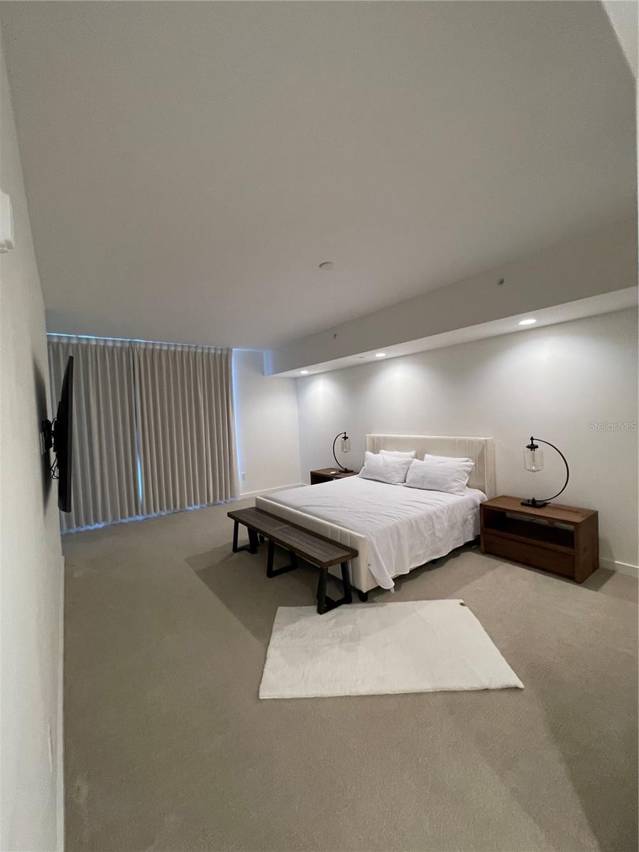 MARINA BAY 880 CONDO - Residential Lease