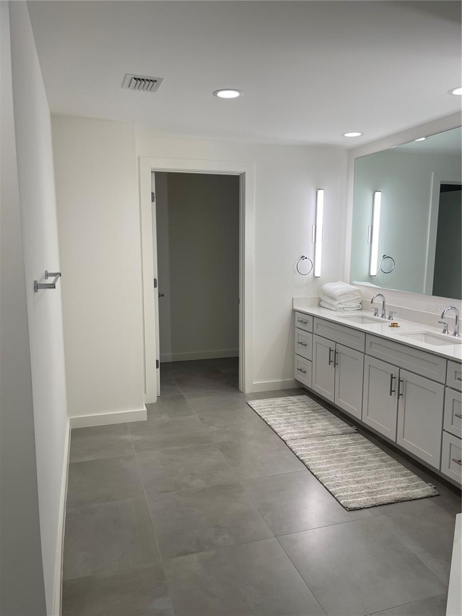 MARINA BAY 880 CONDO - Residential Lease