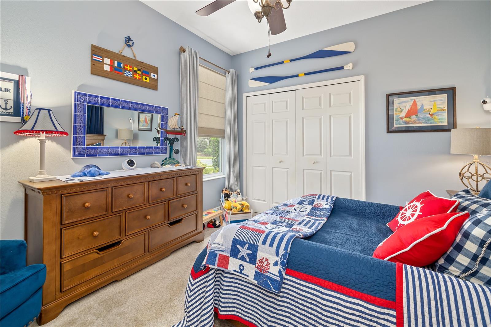 UNIVERSITY PLACE - Residential