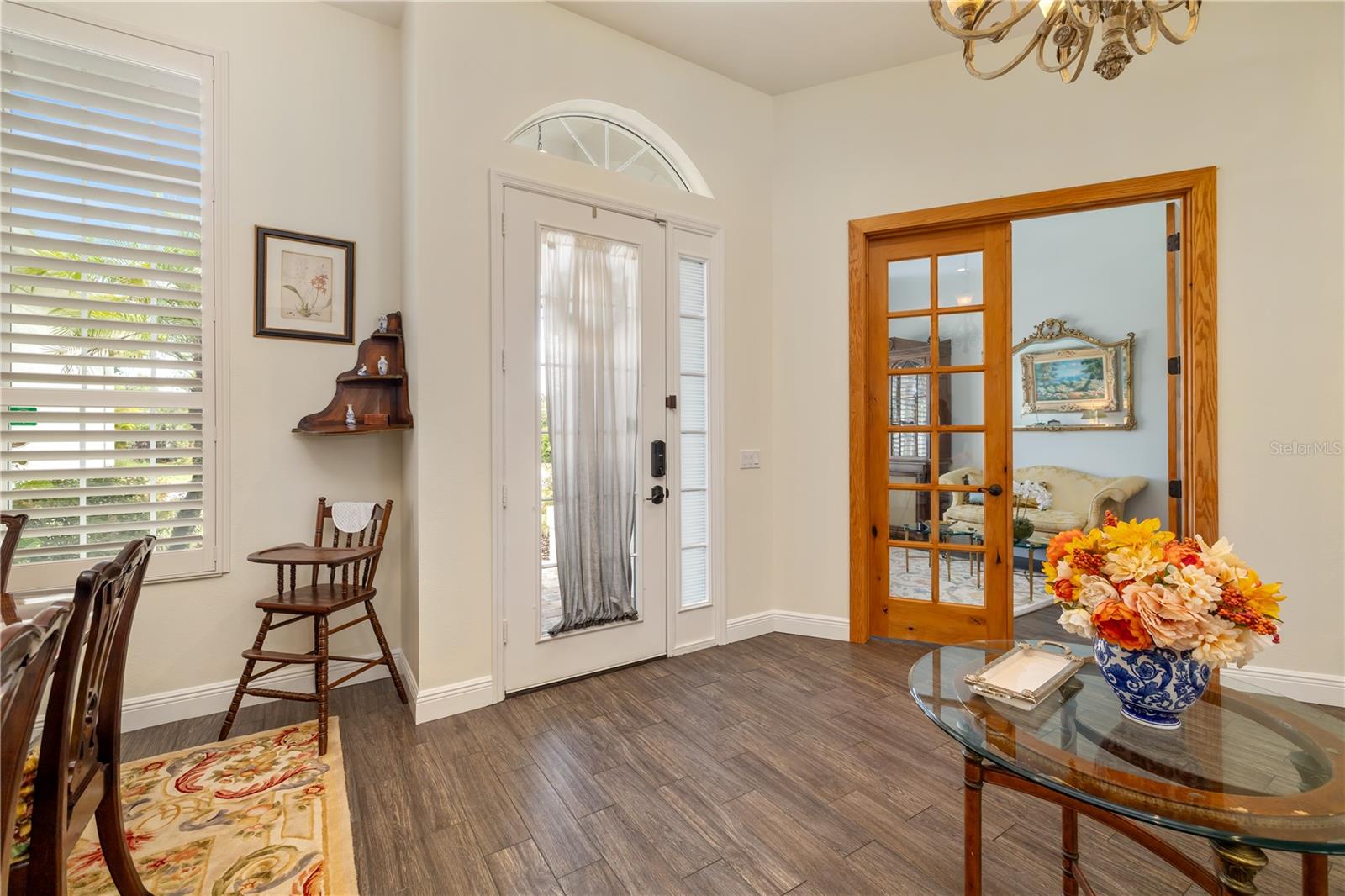 UNIVERSITY PLACE - Residential