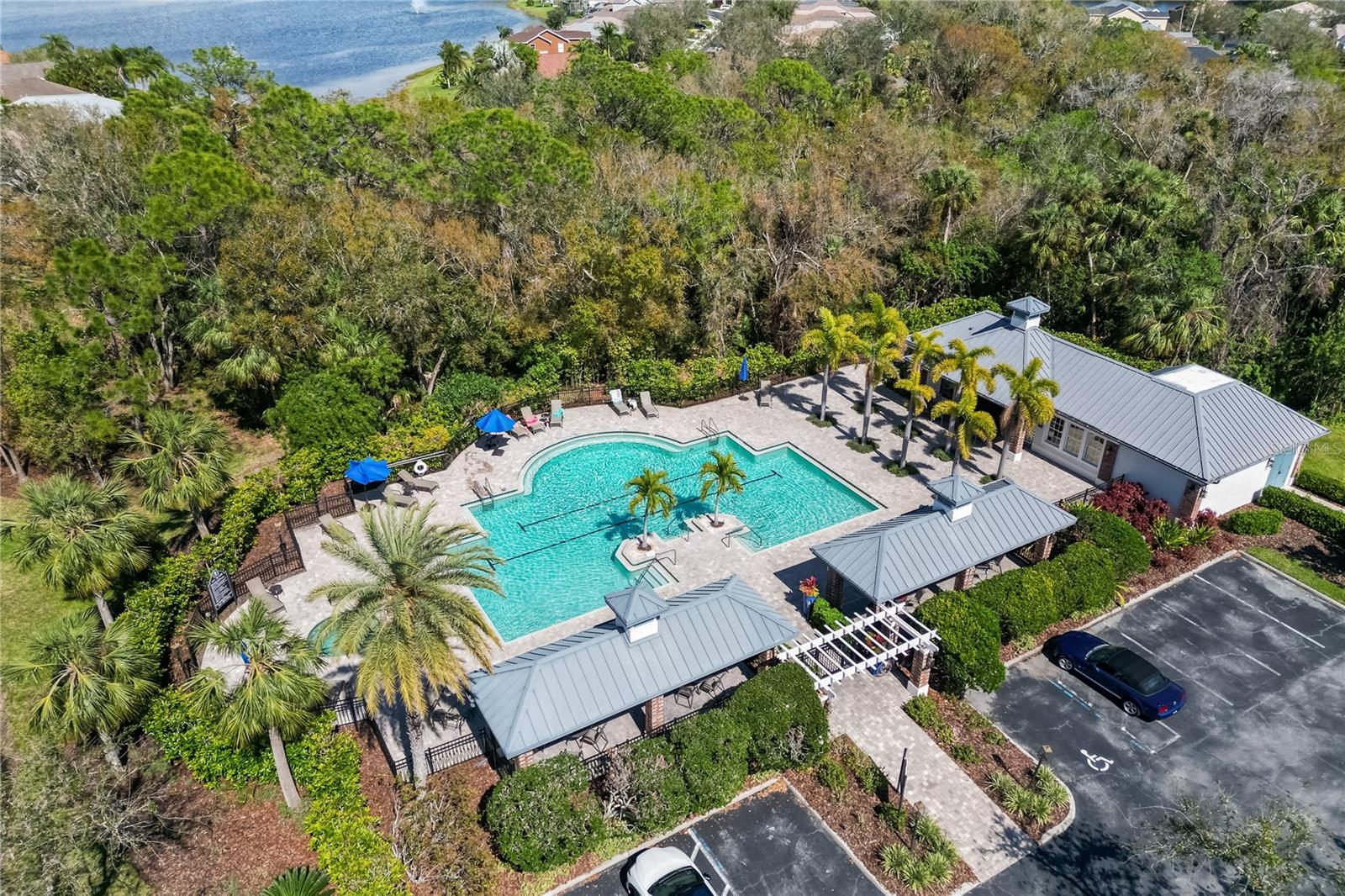 UNIVERSITY PLACE - Residential