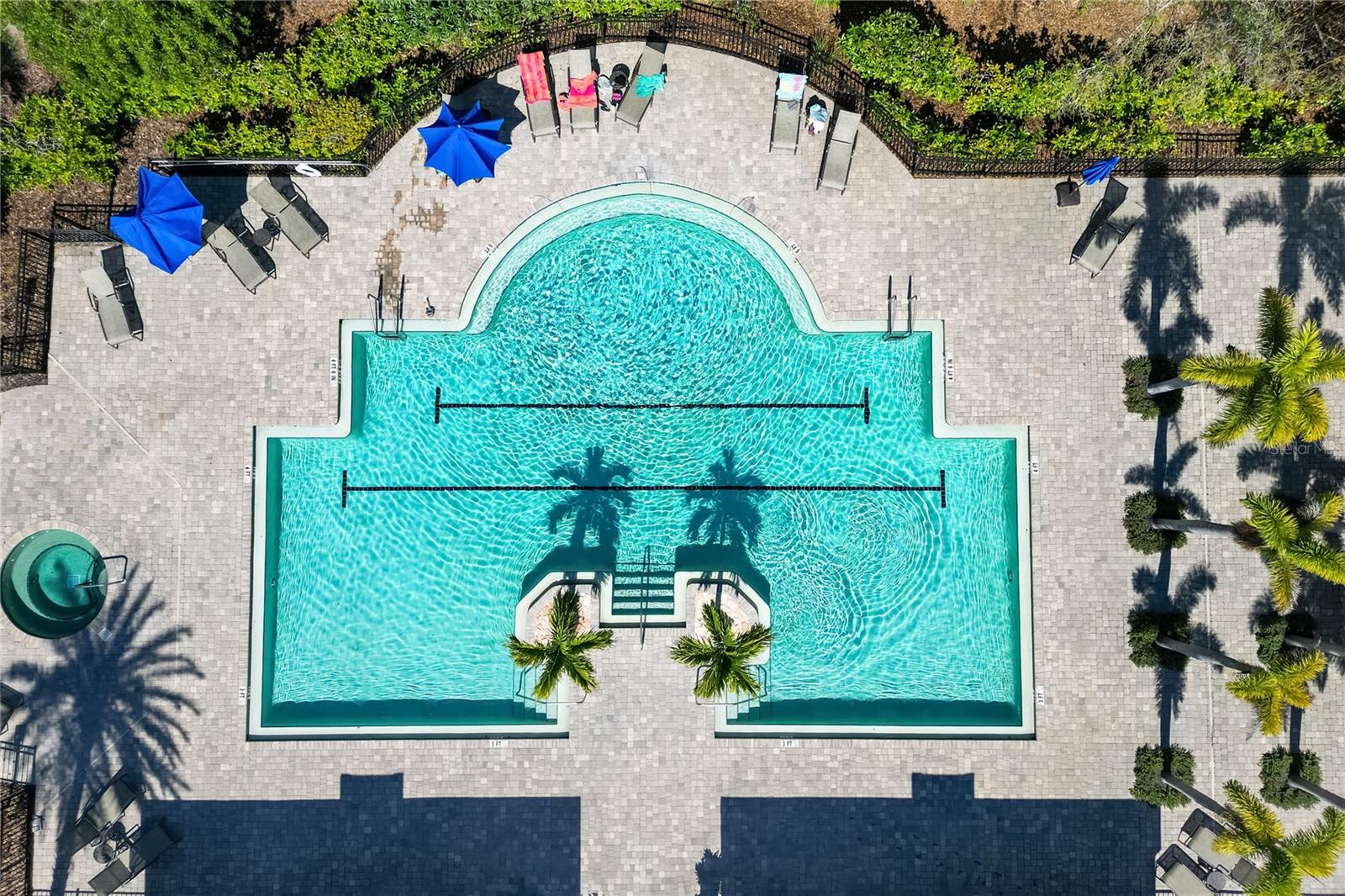 UNIVERSITY PLACE - Residential