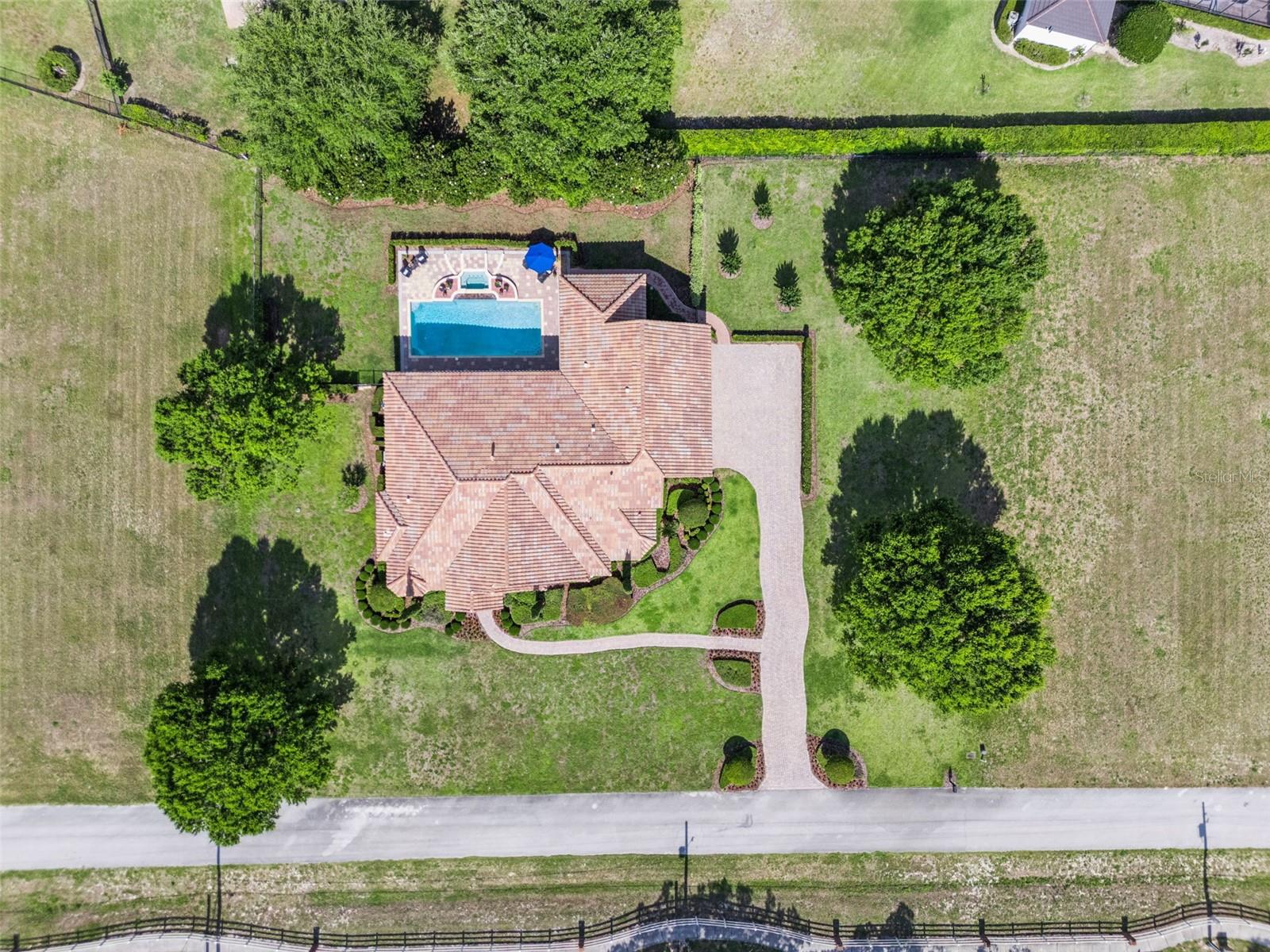 LAKE DAVIS ESTATES - Residential