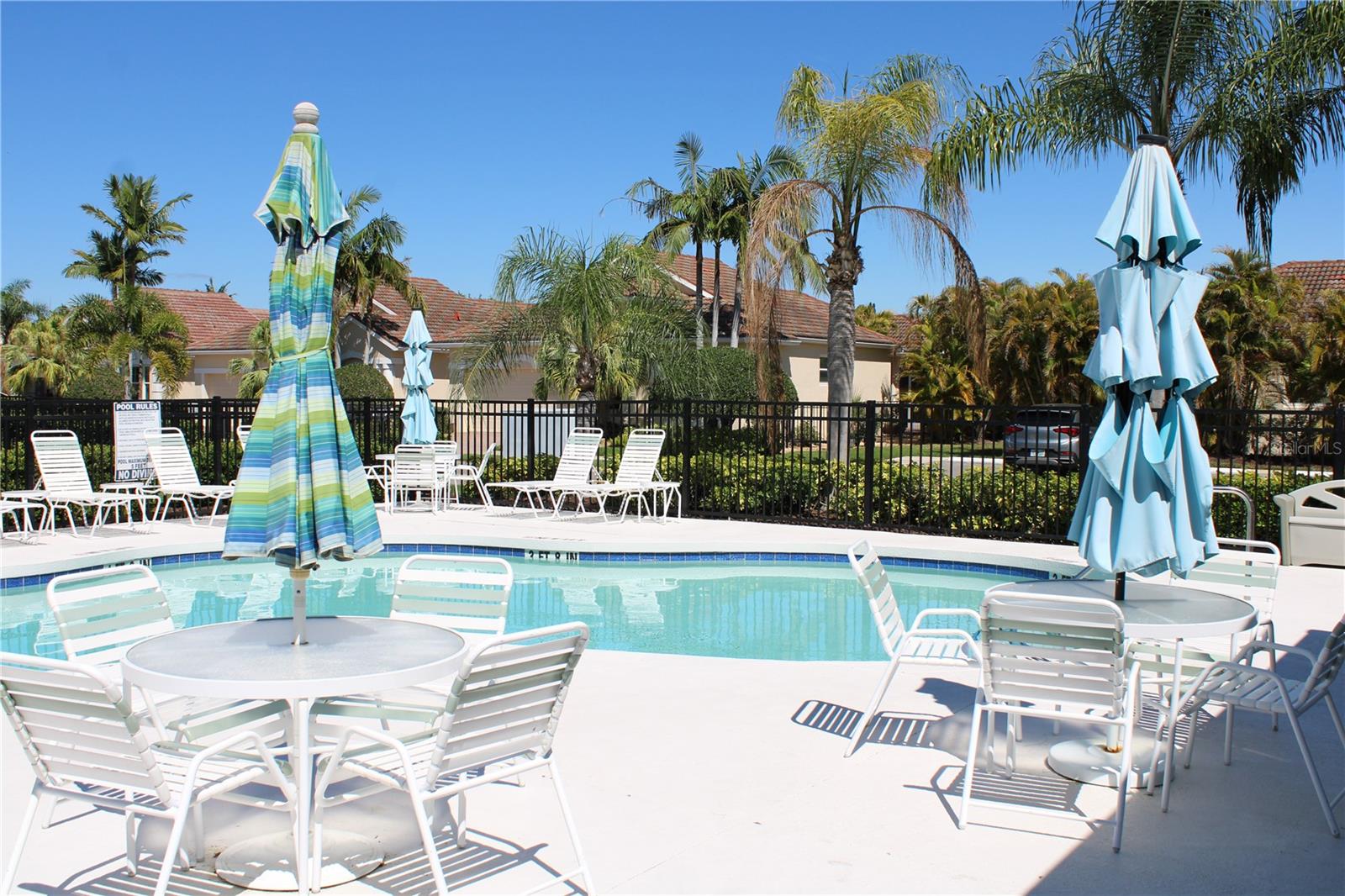 PALM LAKES - Residential Lease