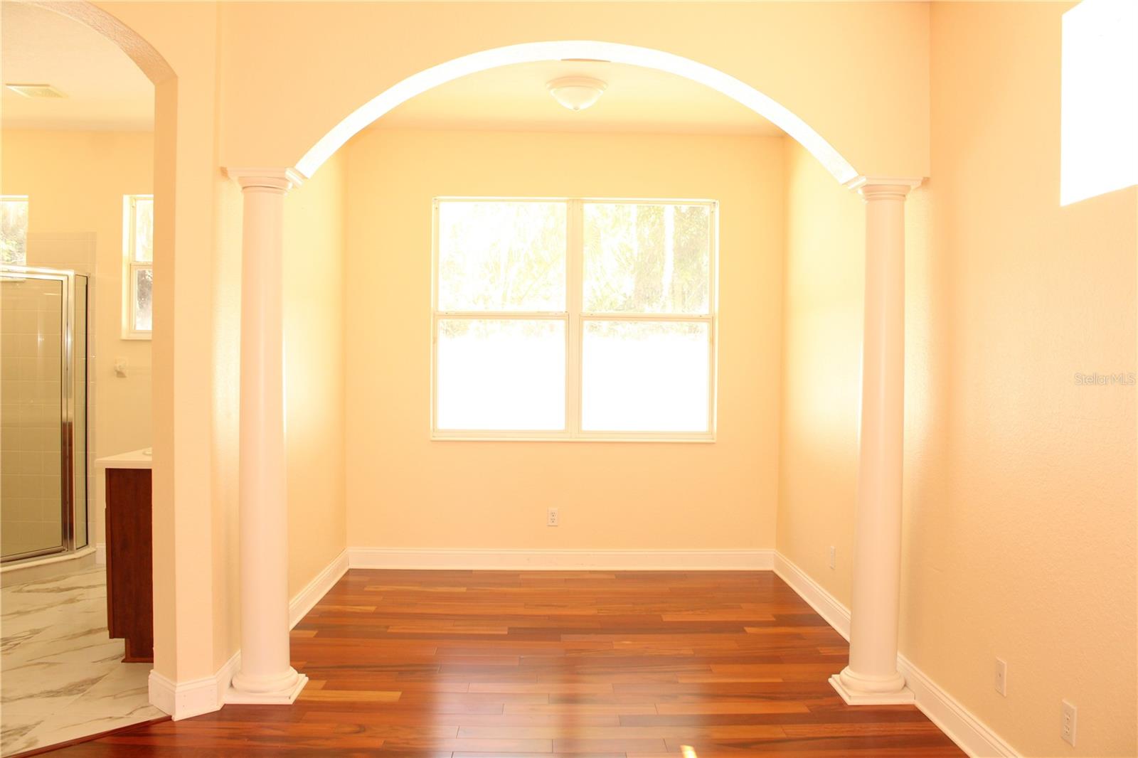 PALM LAKES - Residential Lease