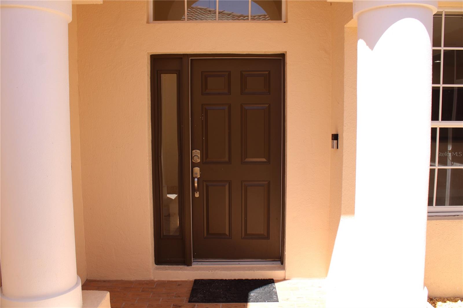 PALM LAKES - Residential Lease