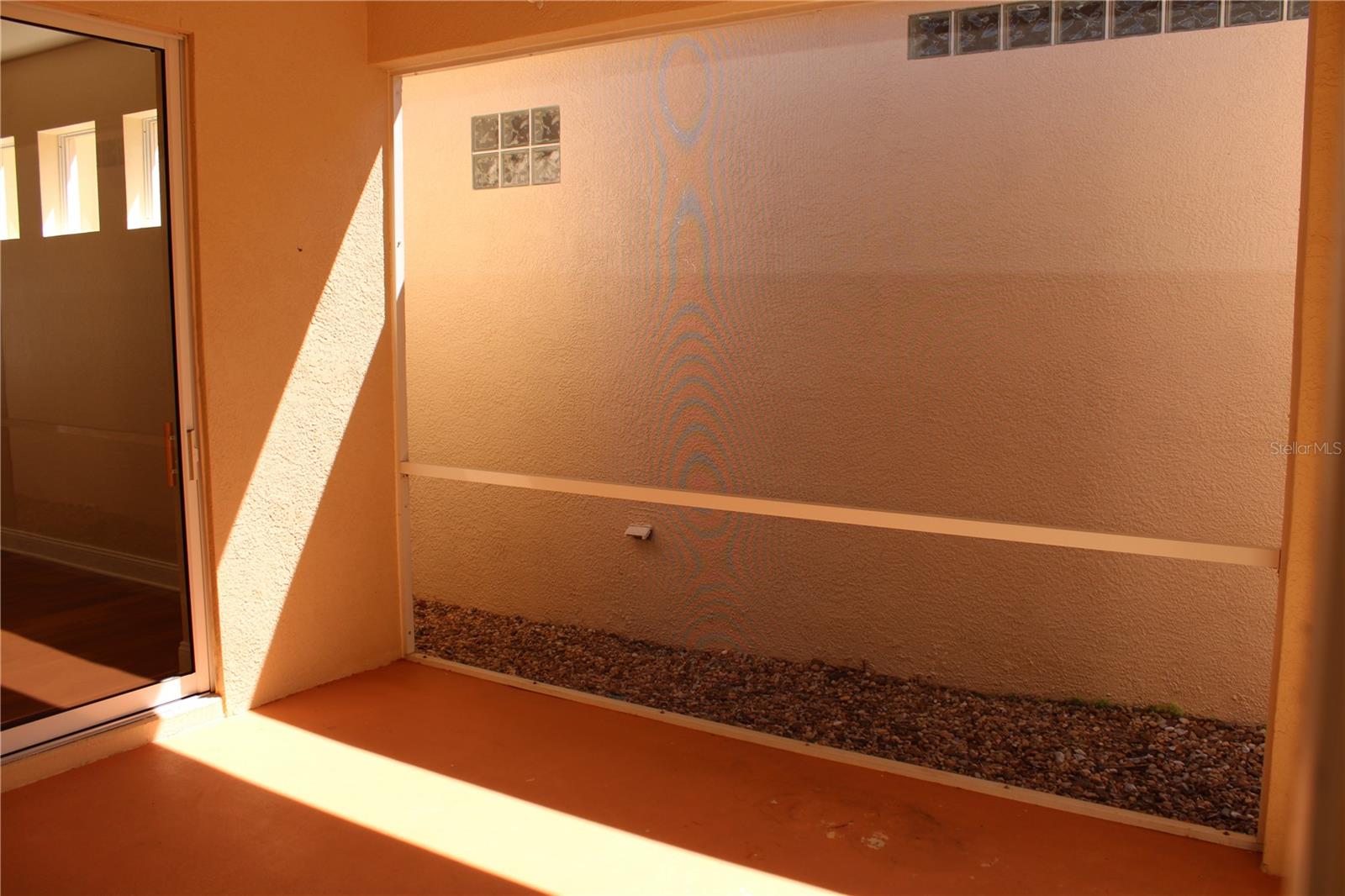 PALM LAKES - Residential Lease